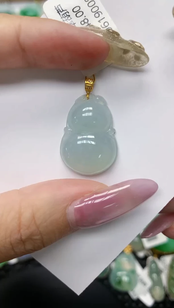 翡翠18K金镶嵌颈饰1111111111
