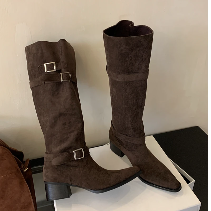 时装靴骑士长筒美拉德粗跟长靴皮带扣尖头复古大筒围靴子过膝靴秋