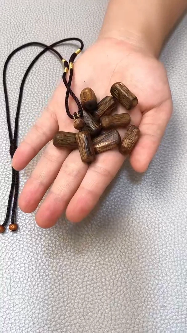 吊坠沉香棋楠红金猊吊坠多样性发其一