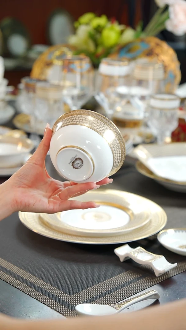 瓷片4.5英寸米饭碗1个