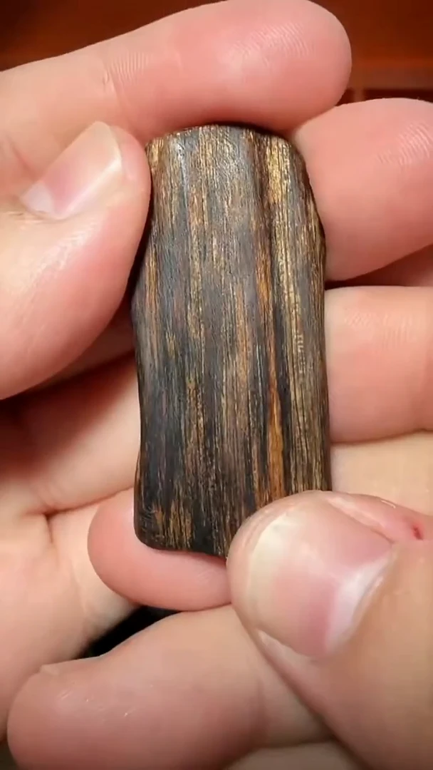 沉香吊坠27号天然野沉水挂件多样性发一