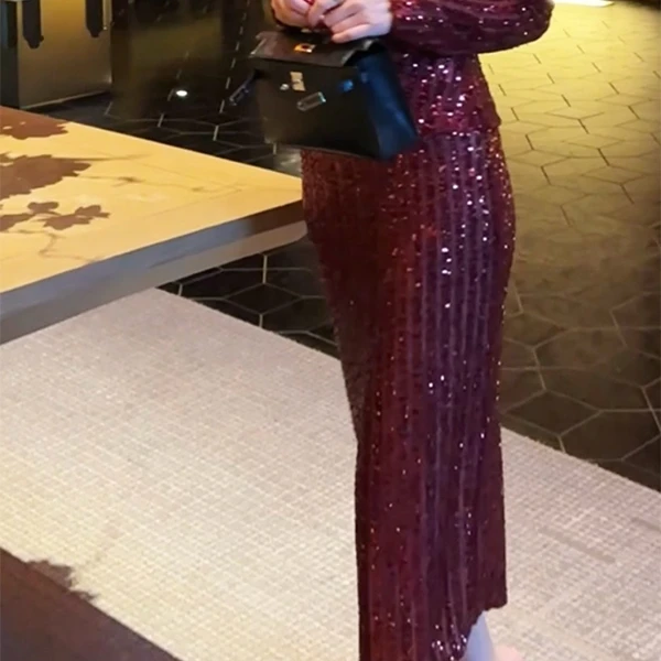 LUXURYMEMO【刘熊熊】秋季新款气质重工亮片酒红色半裙