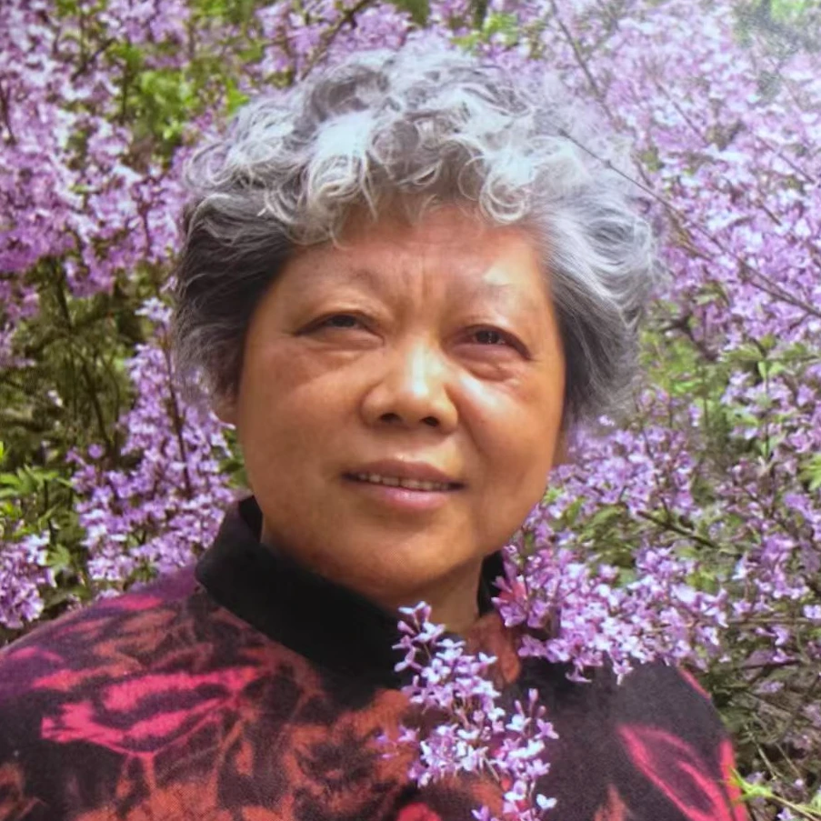 吴丽珠-1.5平尺-书法作品-家和业兴