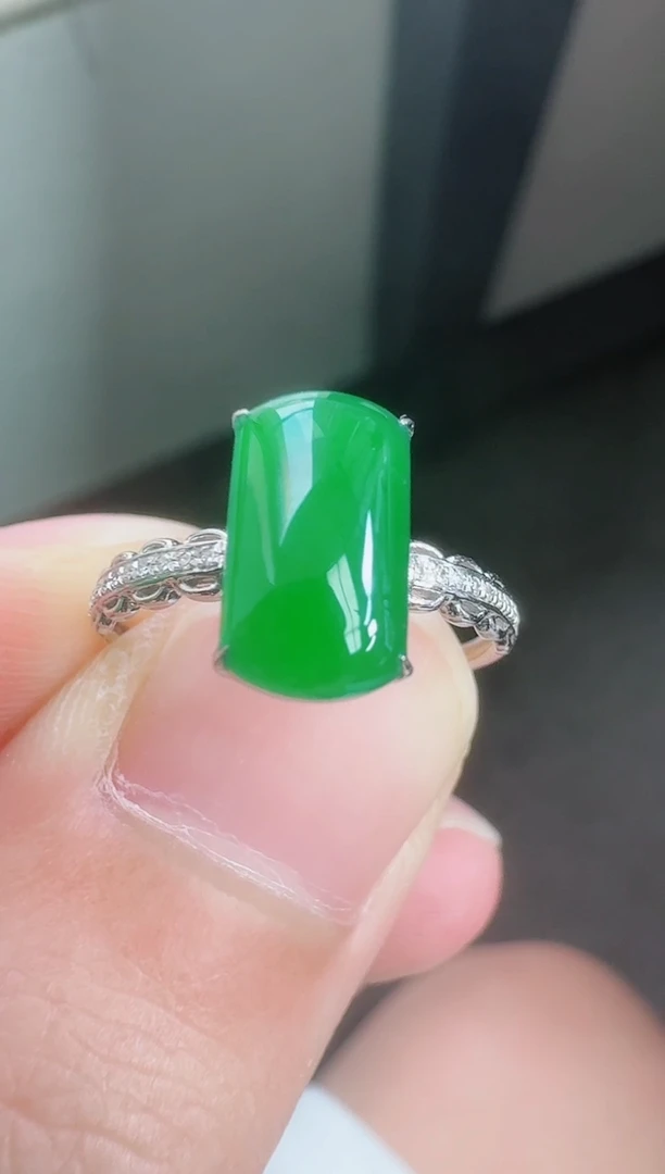 翡翠戒指18K金镶嵌寄售回流，不退不换