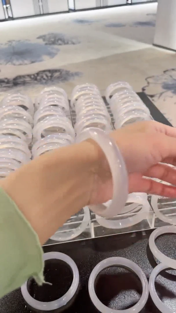 玛瑙/玉髓手镯未镶嵌03