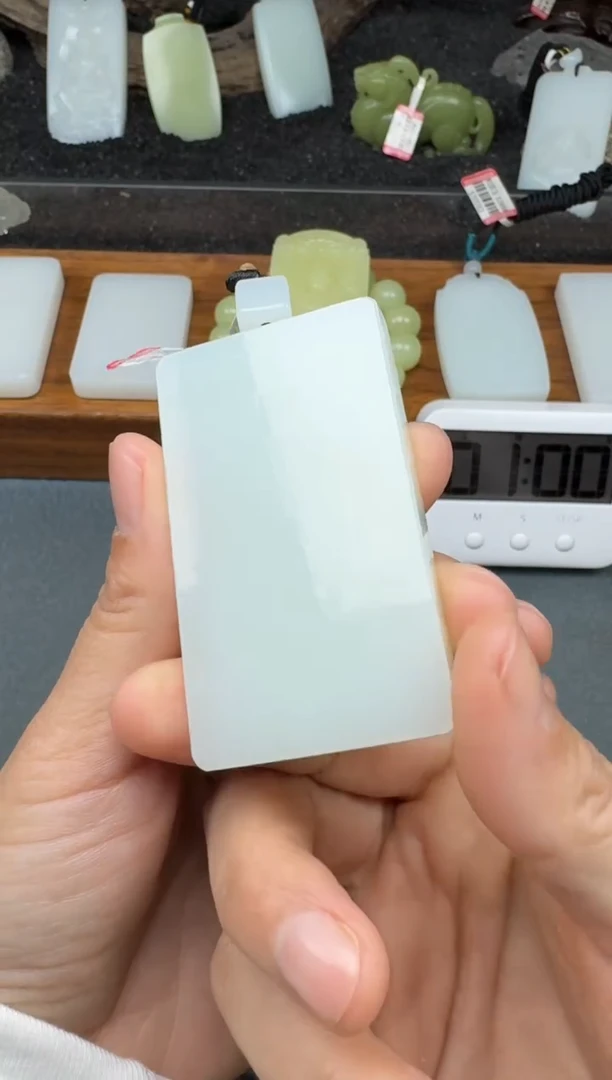 颈饰未镶嵌和田玉2