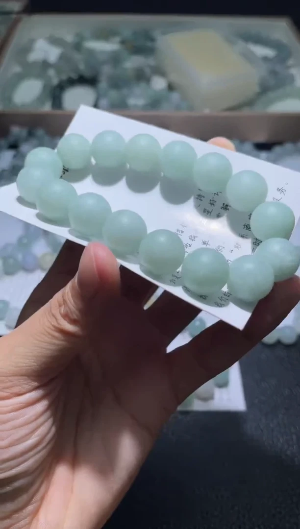 未镶嵌定制翡翠翡翠手串