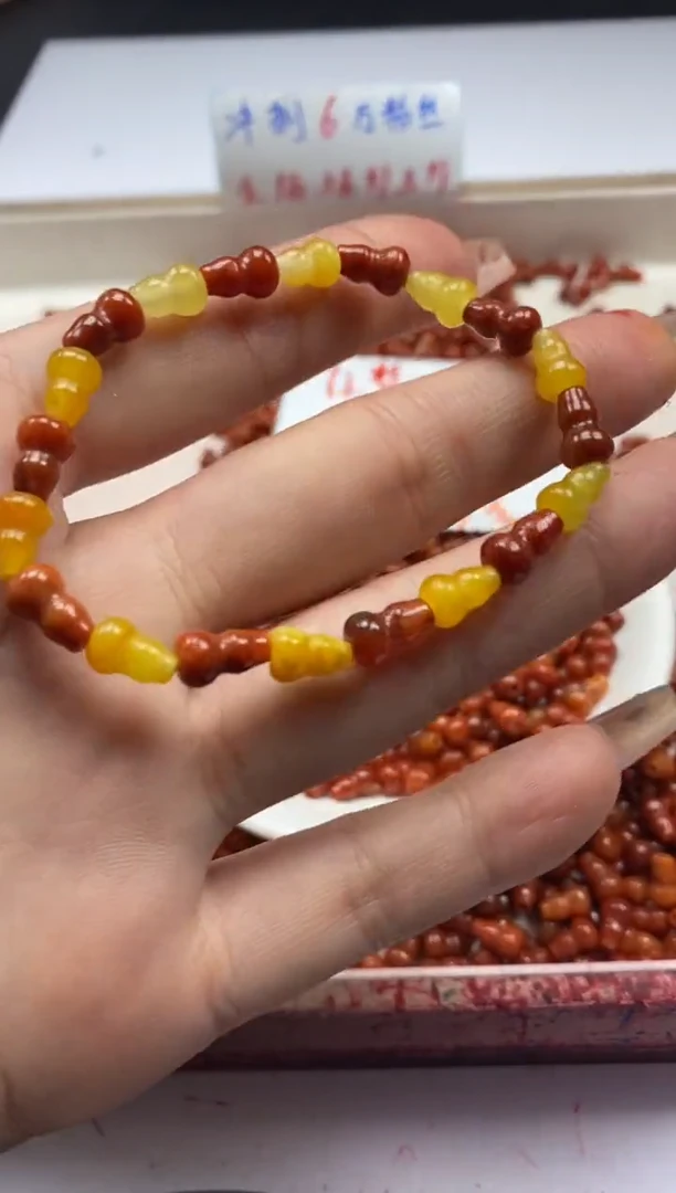 【闪购商品】翡翠散珠w921红翡葫芦9*6mm*10颗