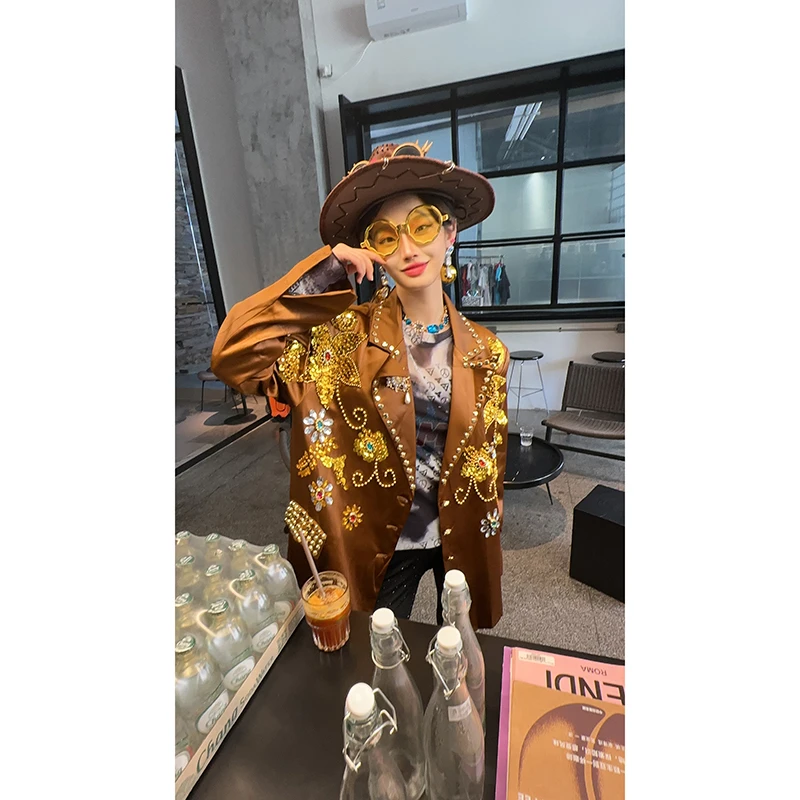 MM0066 木木原创重工手工彩钻镶花图案时尚气质优雅棕色西装外套