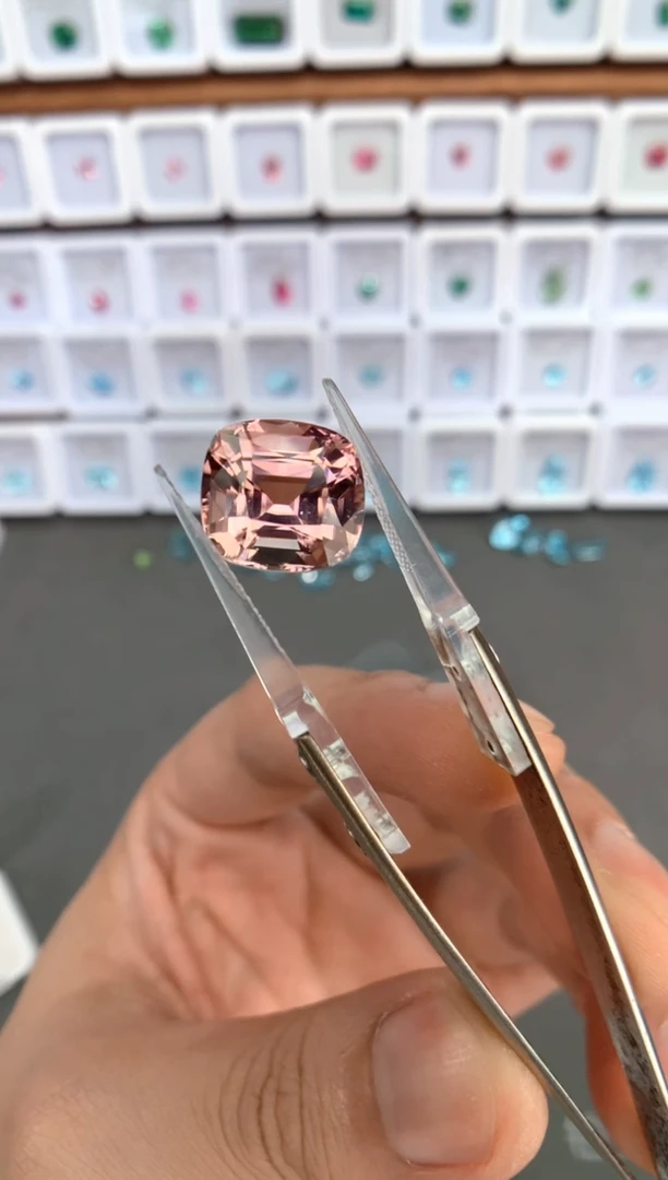 定制碧玺裸石未镶嵌11.23ct 