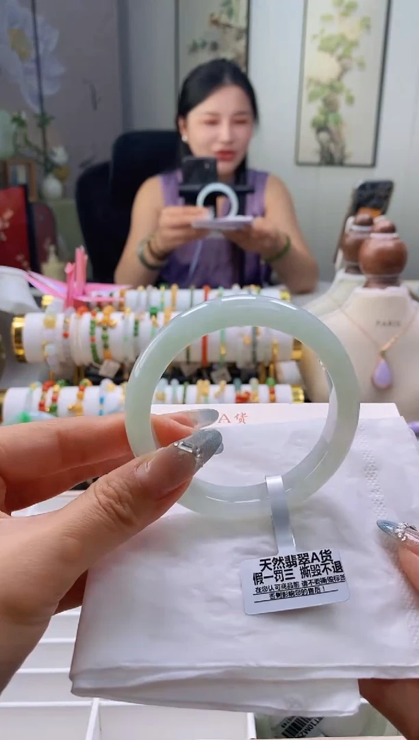 未镶嵌手镯翡翠崽*72号58.2/12.1*8.0