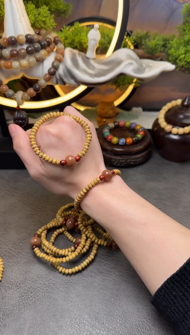 【闪购商品】星月菩提手串星月菩提鸡油黄小米珠