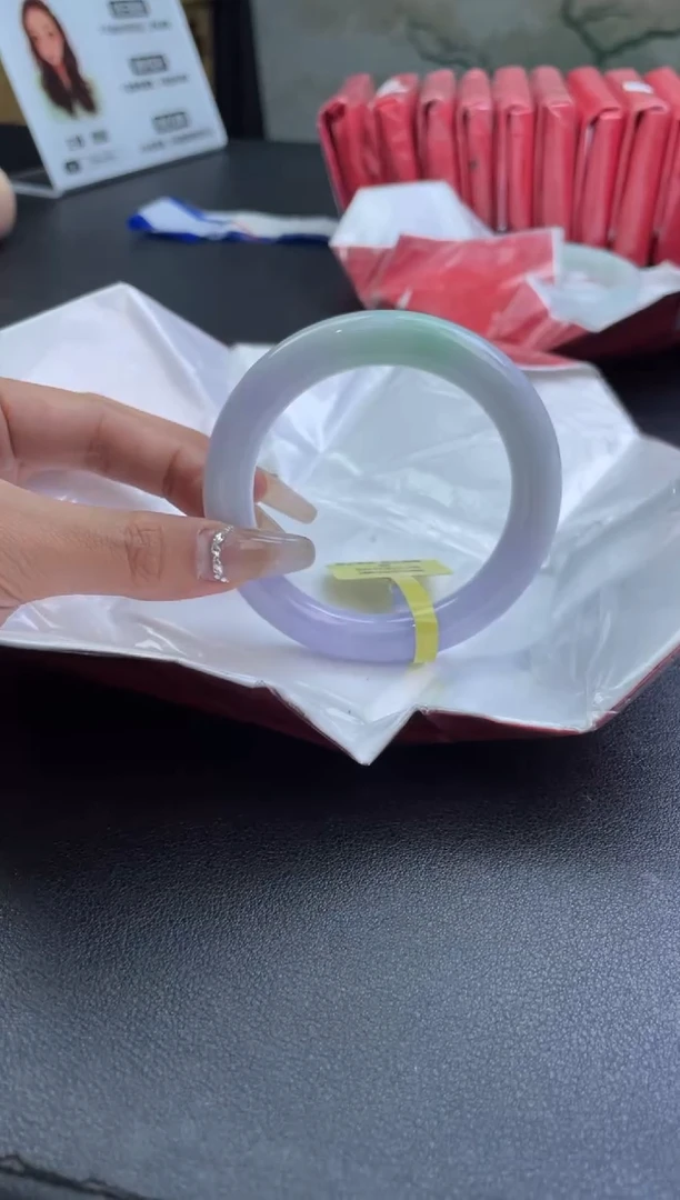 翡翠手镯未镶嵌2翡翠手镯