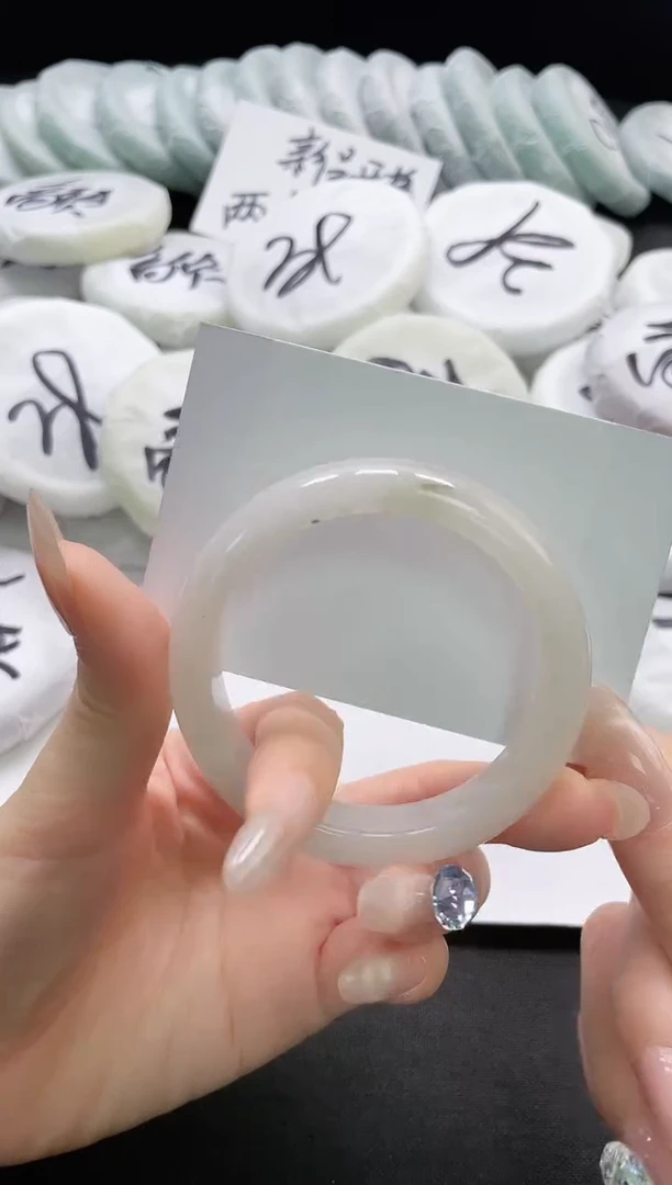 未镶嵌手镯石英质玉33-53