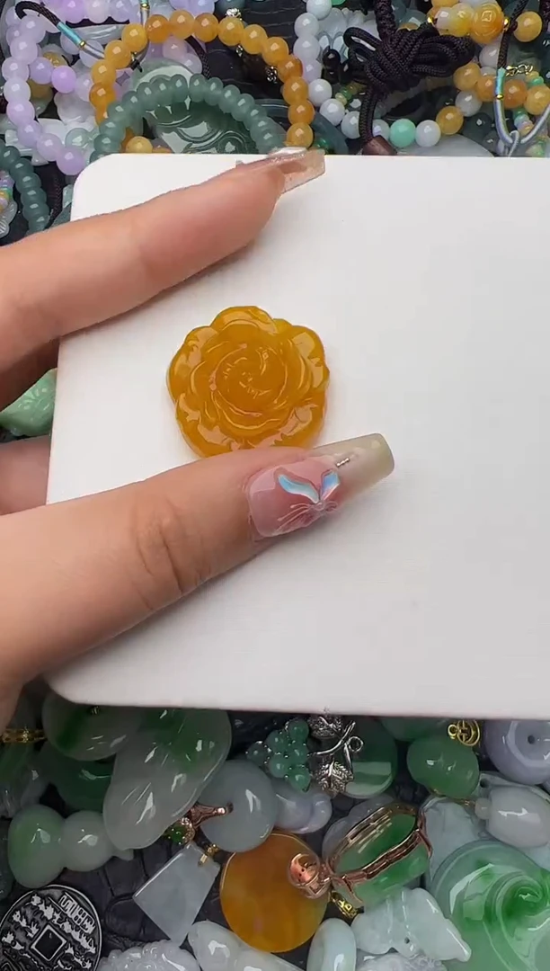 翡翠未镶嵌颈饰天然缅甸翡翠吊坠