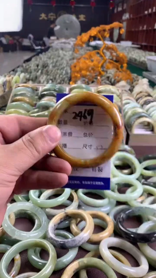 未镶嵌蛇纹石玉手镯2469