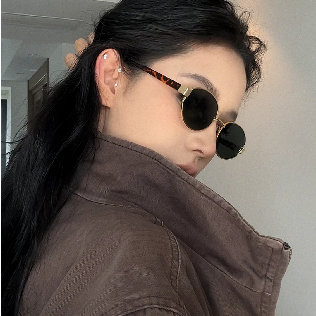 港风墨镜女款高级感2025新款金属小脸椭圆形复古小框茶色太阳眼镜