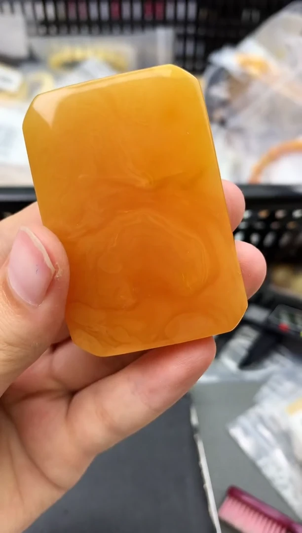 未镶嵌琥珀珠宝奇石202
