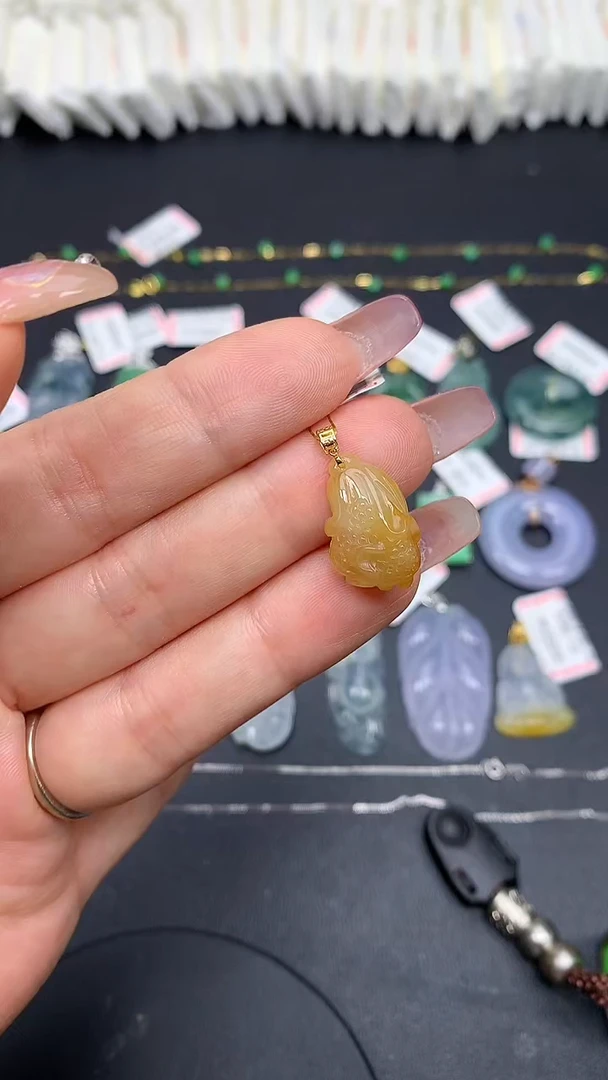 翡翠18K金镶嵌吊坠(不含链)MS193253