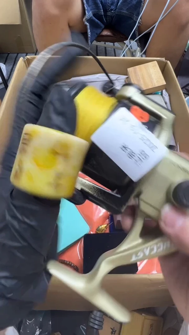 手工艺品琉璃让*来瓷片瓷片瓷片瓷片