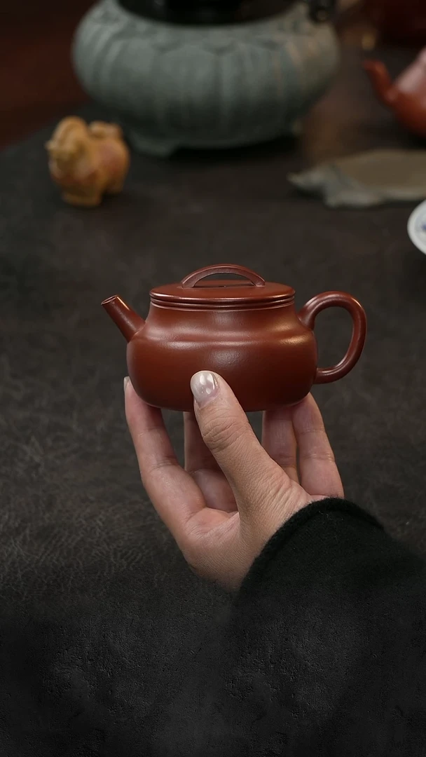 茶壶紫砂有梦甄选|顾新君 镜瓦  大红袍  约120cc