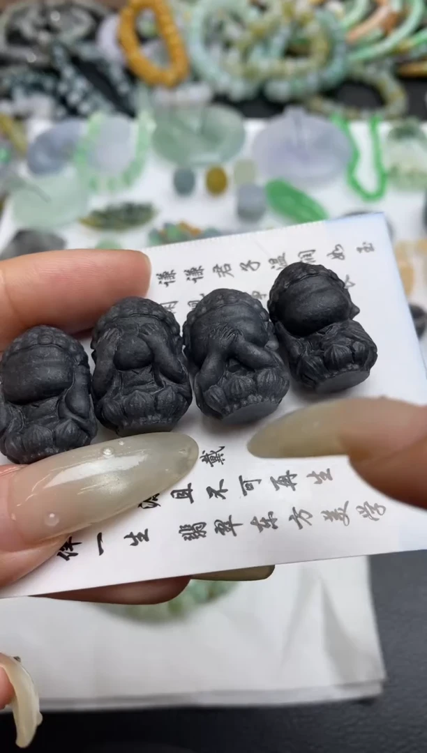 未镶嵌定制翡翠翡翠毛货~