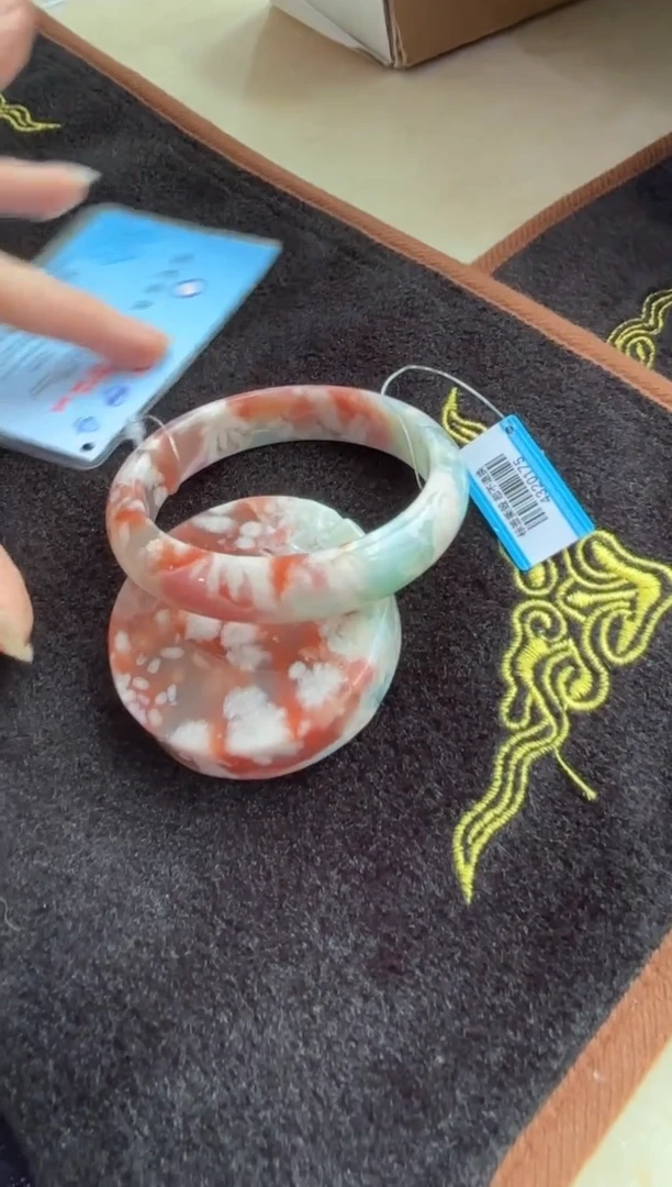 石英质玉手镯未镶嵌C742(53圈赠送镯心)