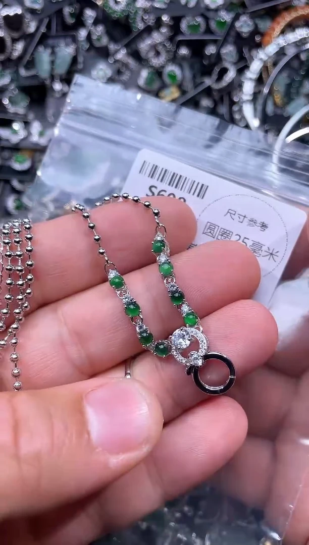 【闪购商品】翡翠未镶嵌颈饰S608项链