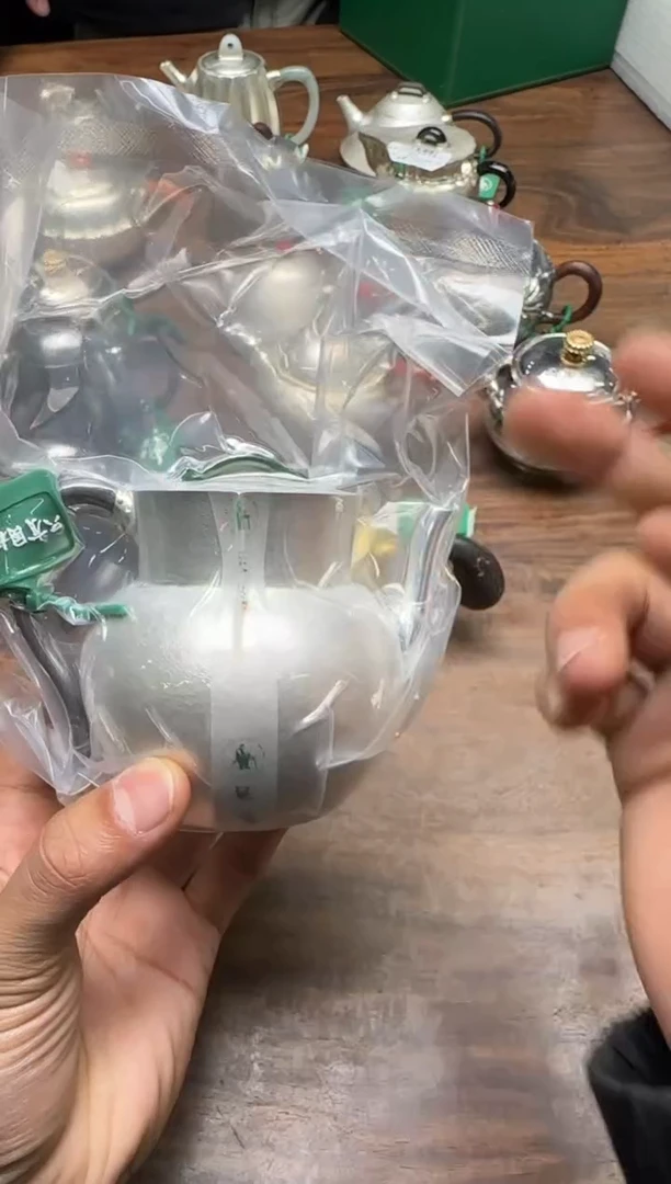 呆坐＆磻龙号宋韵留香壶（雪花款）