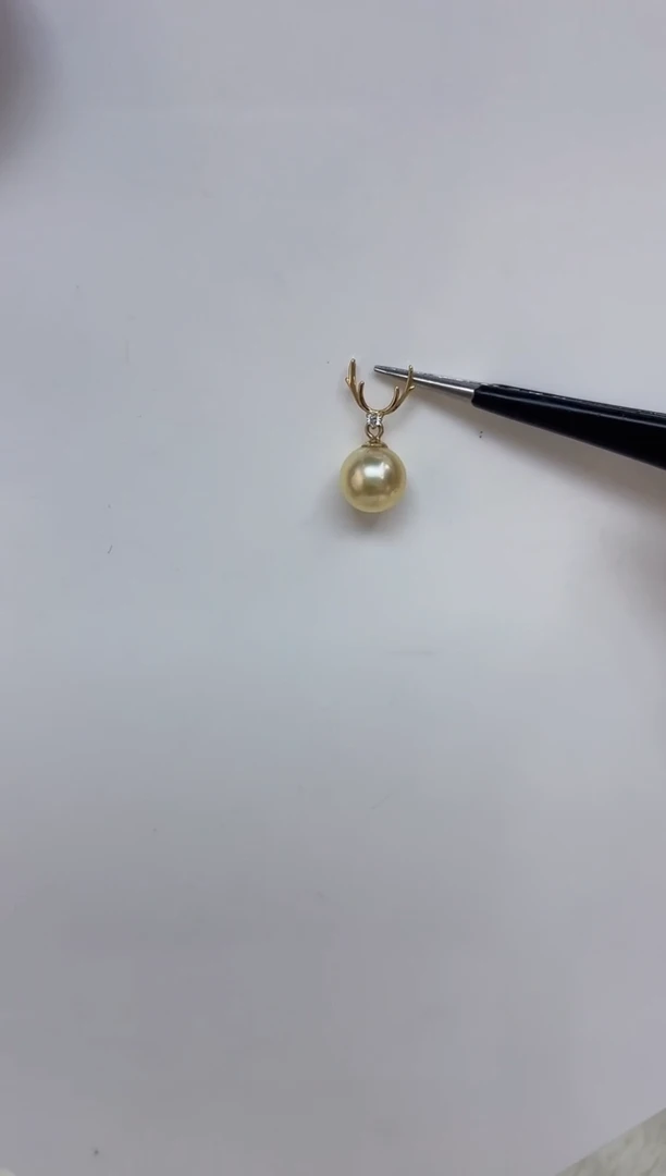 海水珍珠18K金镶嵌颈饰