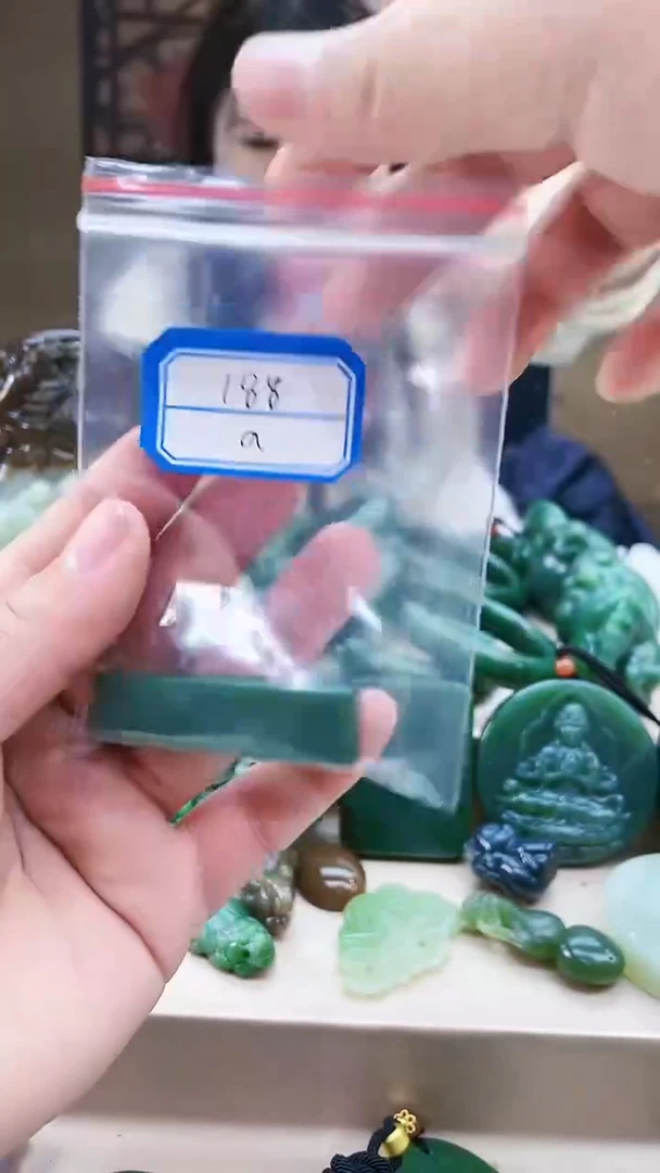 【闪购商品】和田玉挂件未镶嵌1