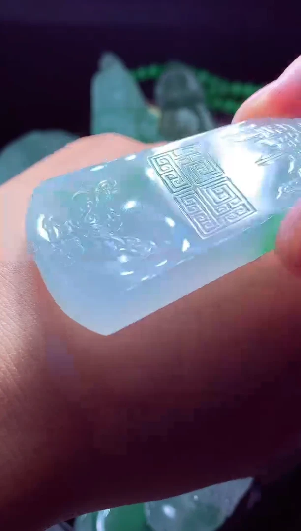 未镶嵌定制翡翠俊*#翡翠毛货定制