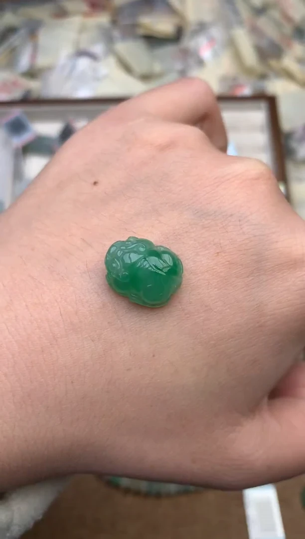 未镶嵌挂件翡翠一