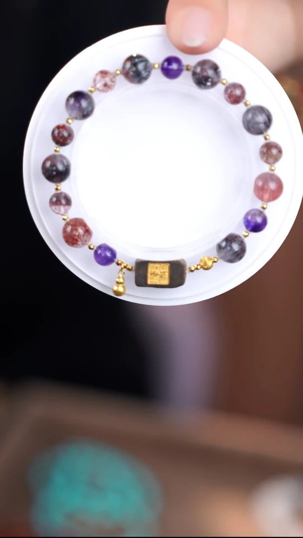 18K金镶嵌手链水晶@