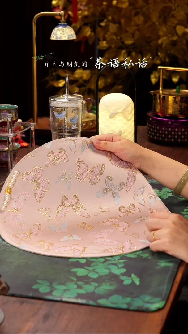 伴斤茶舍   茶周边   圆形茶席银