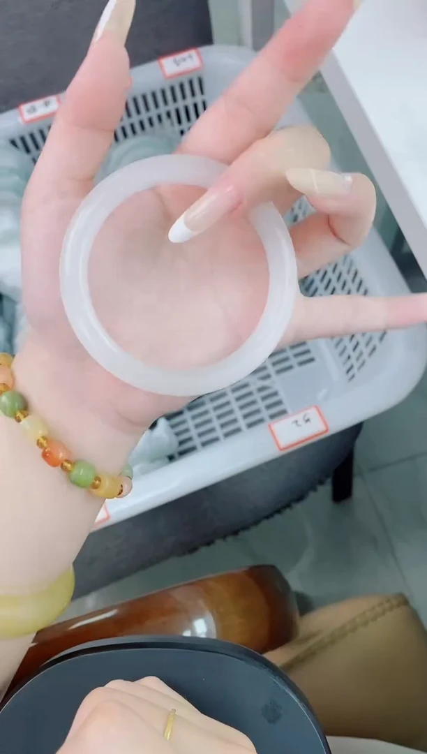 未镶嵌手镯石英质玉26-宽白月光57