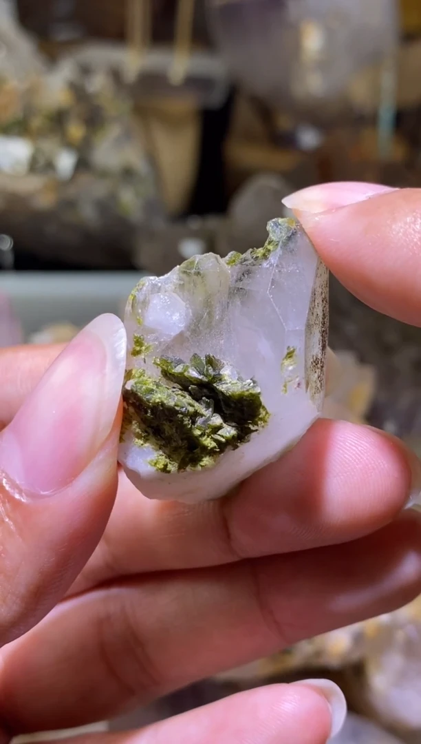 未镶嵌珠宝半成品水晶89号四川超七花园水晶