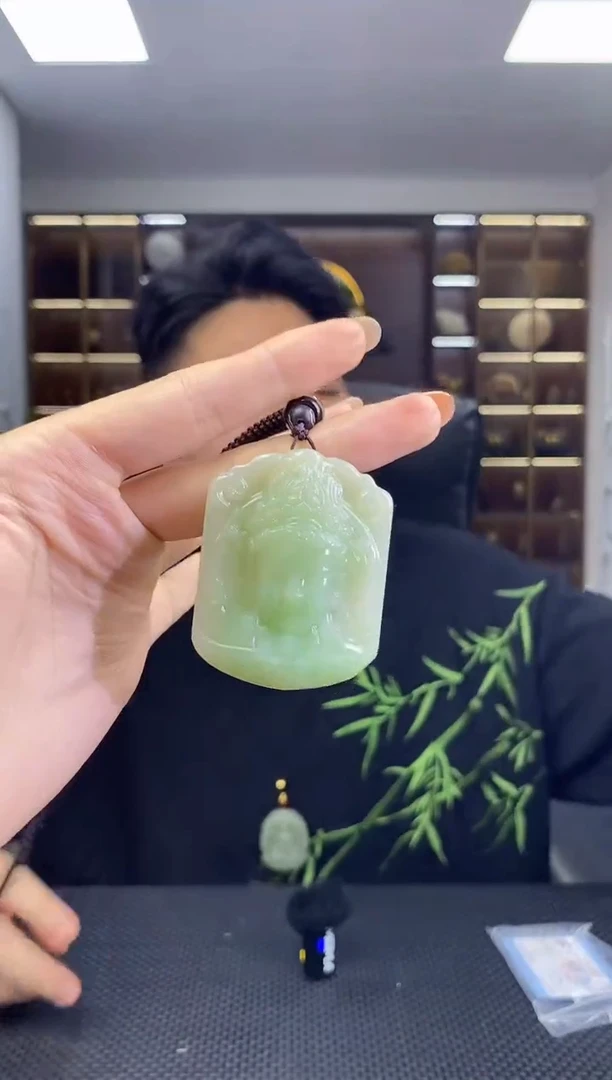 颈饰未镶嵌和田玉3