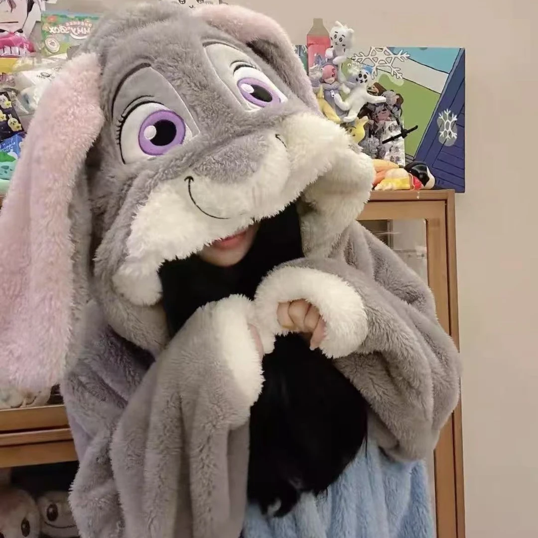 时尚可爱珊瑚绒睡衣