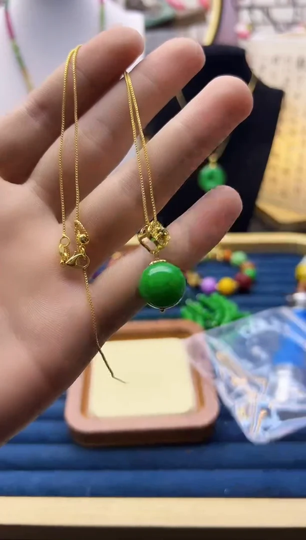 【闪购商品】翡翠颈饰14K金镶嵌D104