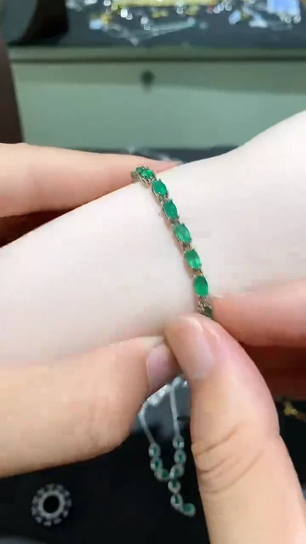 手链银S925镶嵌祖母绿手链