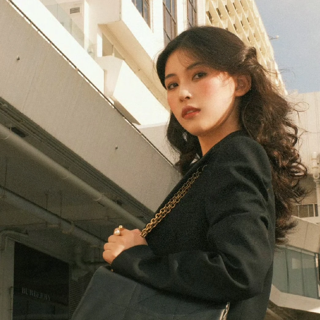 2025新款网红Y老师家单肩斜挎高级感女包