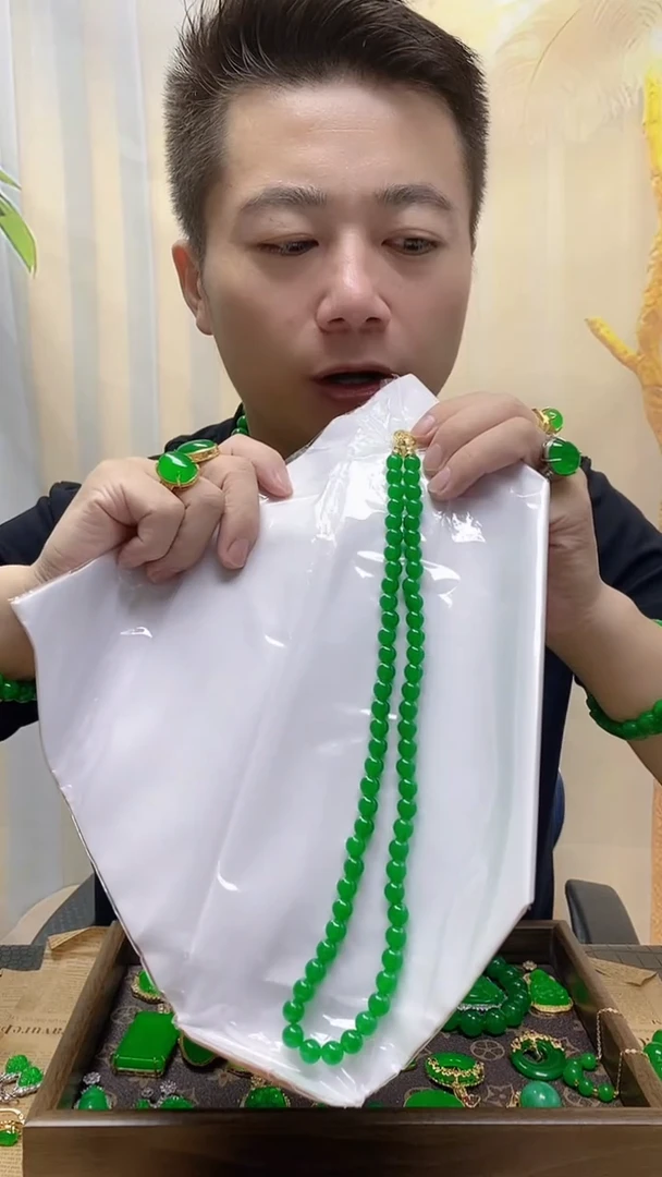 项链14K金镶嵌翡翠翡翠项链
