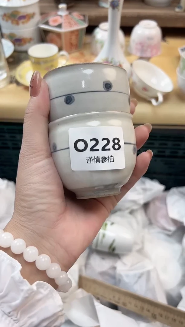 瓷片静****0 228