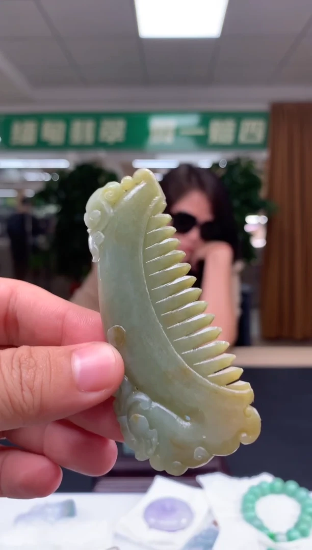 未镶嵌定制翡翠?****?          *565656