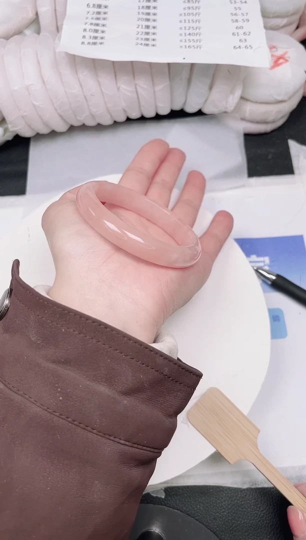 未镶嵌手镯石英质玉131-60