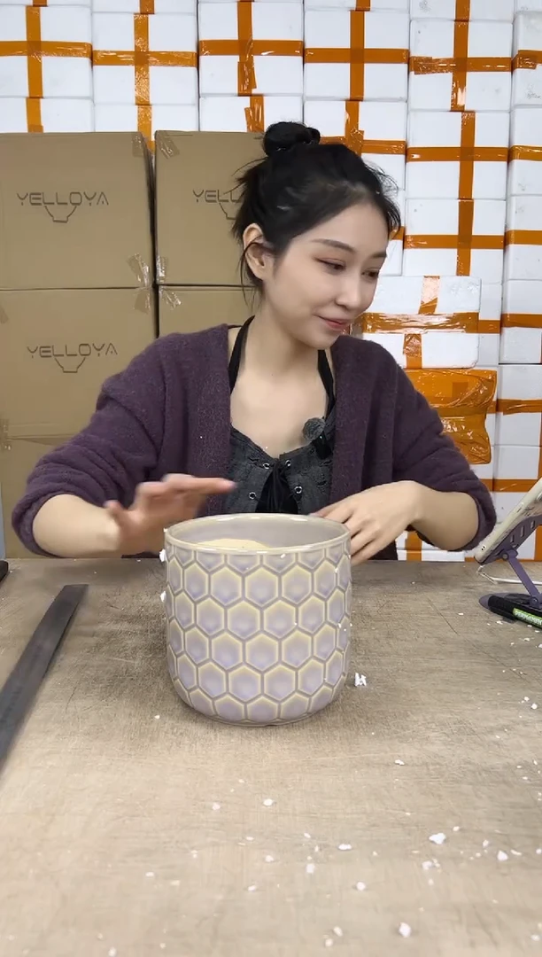 浮雕菱形淡紫15x14