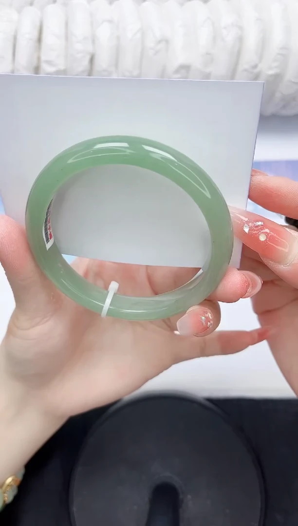 石英质玉手镯未镶嵌163-58