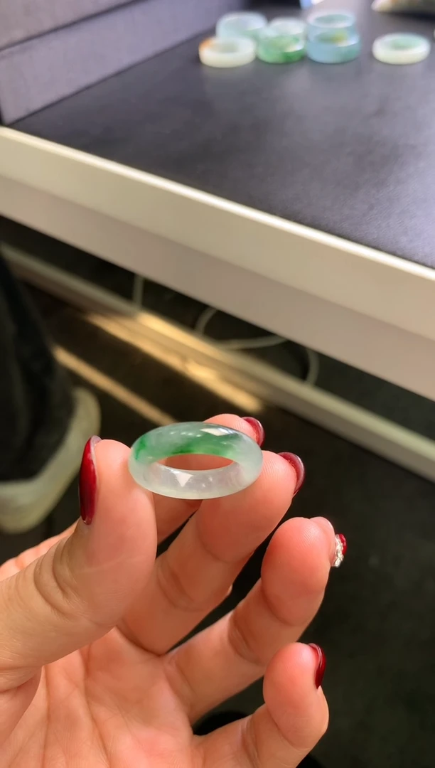 【闪购商品】翡翠颈饰未镶嵌天然翡翠戒圈成品 14#