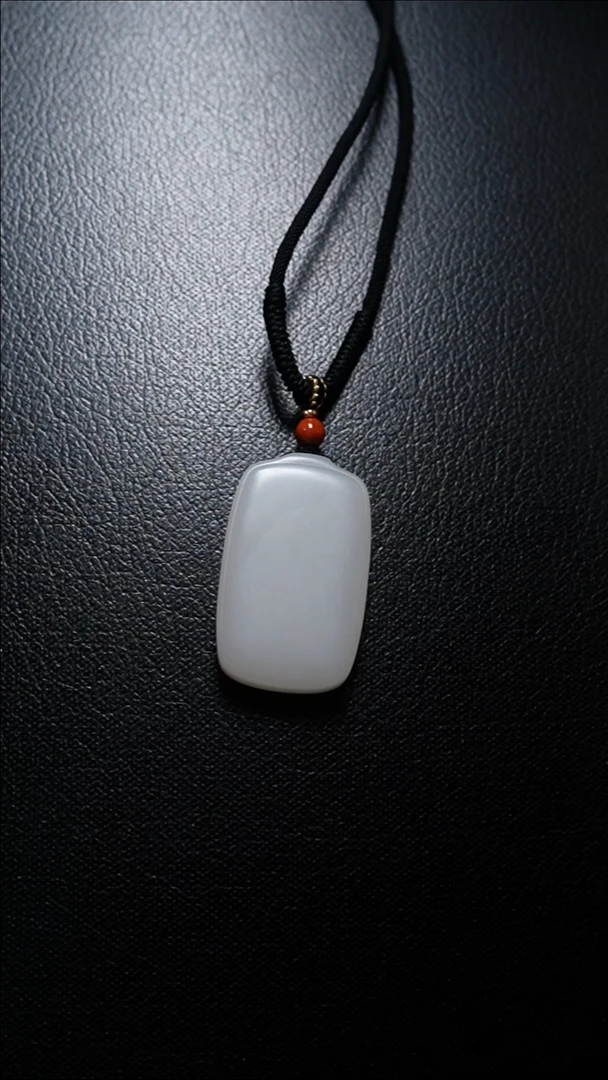 【闪购商品】和田玉颈饰未镶嵌无事牌